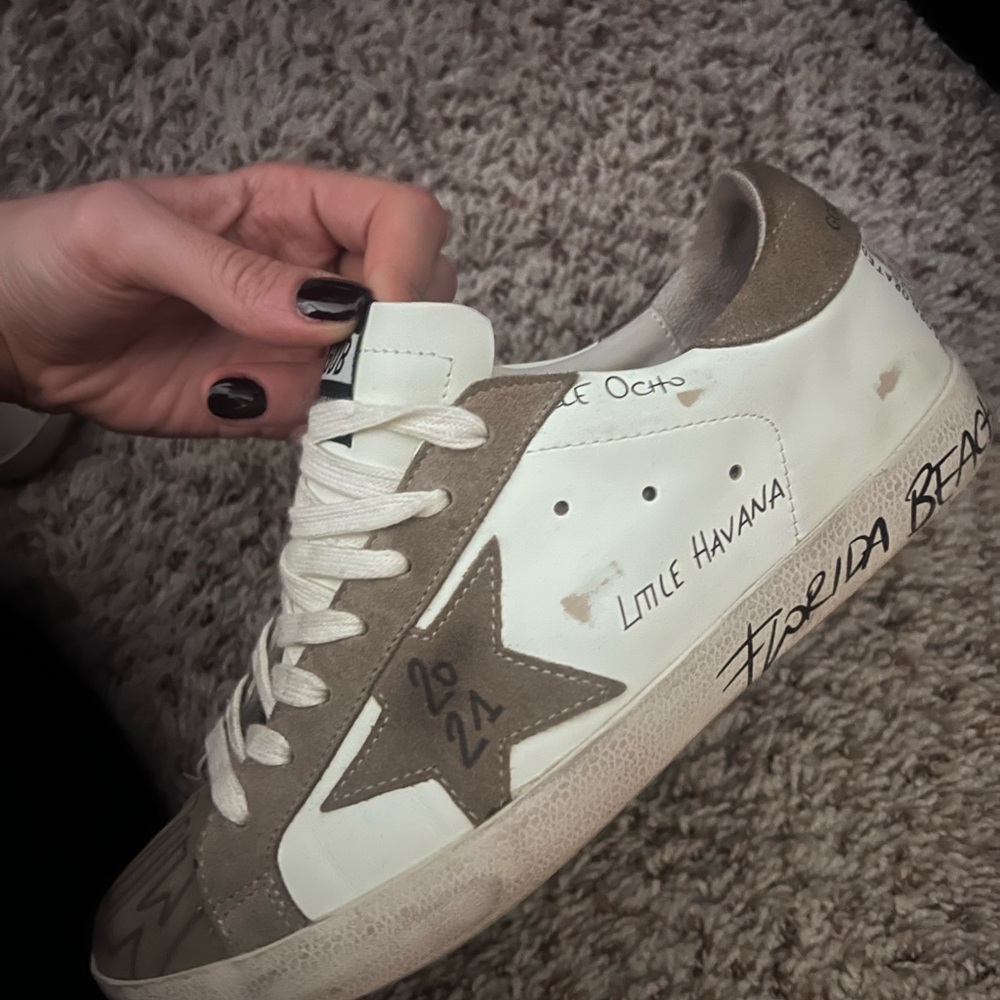 Golden goose limited edition Miami sneakers